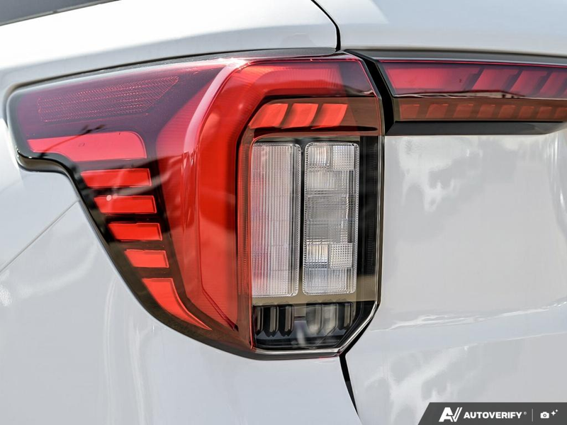 NEW 2026 Ford Explorer Active - Oxford White Exterior / DARK SPACE GRAY CLOTH Interior - $55,924 - Stock #E60258 - VIN 1FMUK8DH5TGA82812 - Photo 12