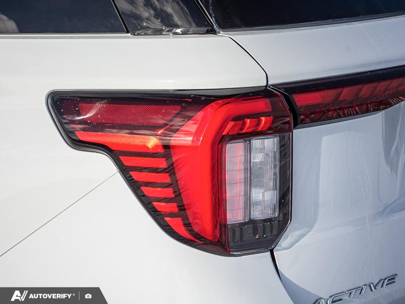 NEW 2026 Ford Explorer Active - Oxford White Exterior / DARK SPACE GRAY CLOTH Interior - $54,937 - Stock #D60203 - VIN 1FMUK8DH4TGA83160 - Photo 12