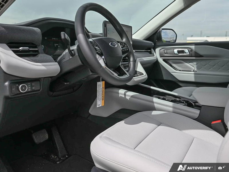 NEW 2026 Ford Explorer Platinum - Star White Tri-coat Metallic Exterior / CRYSTAL GRAY LEATHER Interior - $67,669 - Stock #E60278 - VIN 1FMUK8HHXTGA83402 - Photo 13