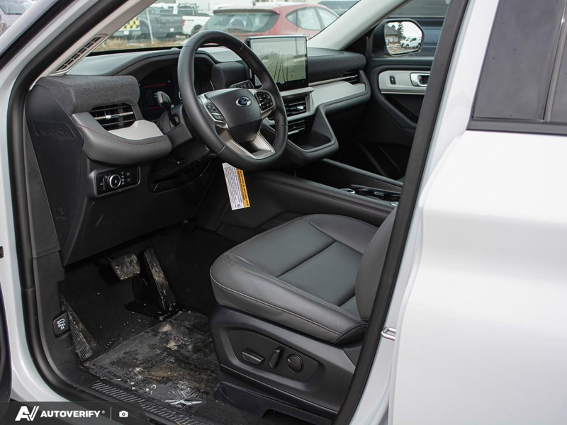 NEW 2026 Ford Explorer Active - Space White Metallic Exterior / DARK SPACE GREY ACTIVEX Interior - $57,457 - Stock #D60254 - VIN 1FMUK8DH9TGB01975 - Photo 13