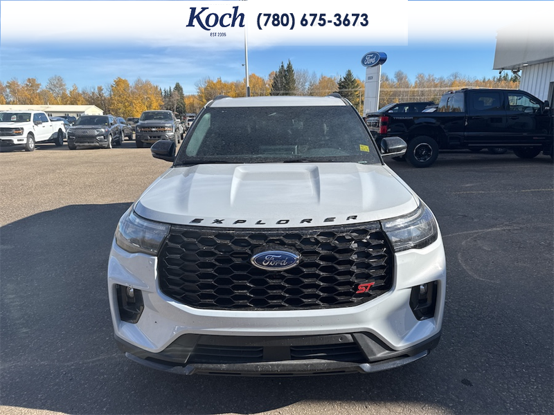 NEW 2026 Ford Explorer ST - Space White Metallic Exterior / ONYX, HEAT/VENT UNIQUE MIKO SUEDE SPORT CAPTAIN'S CHAIRS Interior - $75,130 - Stock #A26267 - VIN 1FMWK8GC3TGB05111 - Photo 16