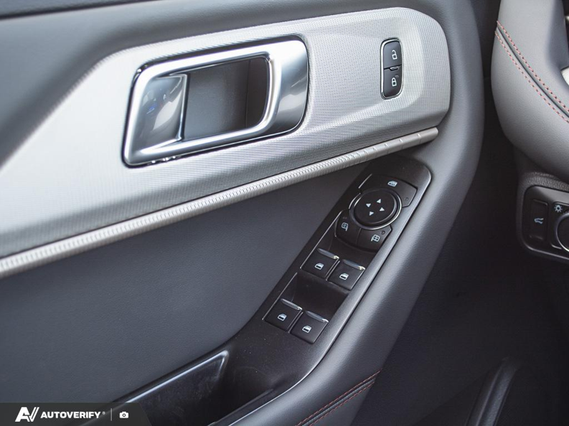 NEW 2026 Ford Explorer Active - Oxford White Exterior / DARK SPACE GRAY CLOTH Interior - $54,937 - Stock #D60203 - VIN 1FMUK8DH4TGA83160 - Photo 17