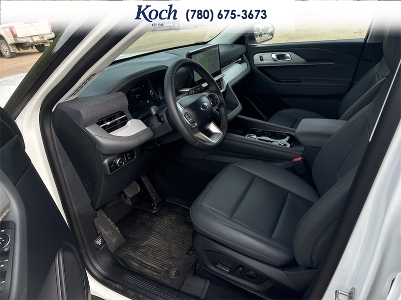 NEW 2026 Ford Explorer Active - Star White Tri-coat Metallic Exterior - $60,530 - Stock #A26057 - VIN 1FMUK8DHXTGA82787 - Photo 17