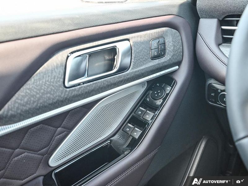 NEW 2026 Ford Explorer Platinum - Space White Metallic Exterior / MOJAVE DUSK, PREM. LEATHER SEATING SURFACES SPORT CAPTAIN CHAIRS Interior - $63,736 - Stock #E61068 - VIN 1FMUK8HH6TGC34056 - Photo 17