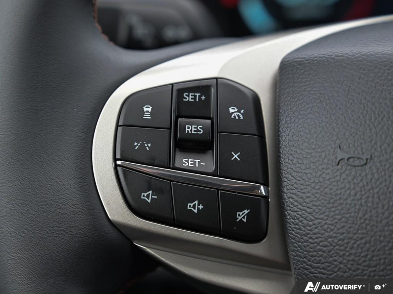 NEW 2026 Ford Explorer Active - Oxford White Exterior / DARK SPACE GRAY CLOTH Interior - $54,944 - Stock #E60175 - VIN 1FMUK8DH9TGA79265 - Photo 18