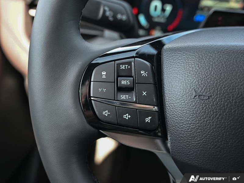 NEW 2026 Ford Explorer Platinum - Star White Tri-Coat Exterior / MOJAVE DUSK, PREM. LEATHER SEATING SURFACES SPORT CAPTAIN CHAIRS Interior - $64,348 - Stock #E61073 - VIN 1FMUK8HHXTGC46954 - Photo 18