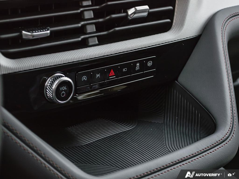 NEW 2026 Ford Explorer Active - Space White Metallic Exterior / DARK SPACE GREY ACTIVEX Interior - $57,734 - Stock #E60254 - VIN 1FMUK8DH8TGA81993 - Photo 21