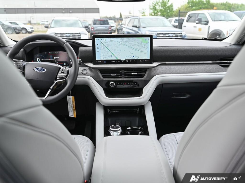 NEW 2026 Ford Explorer Platinum - Star White Tri-coat Metallic Exterior / CRYSTAL GRAY LEATHER Interior - $67,669 - Stock #E60278 - VIN 1FMUK8HHXTGA83402 - Photo 25