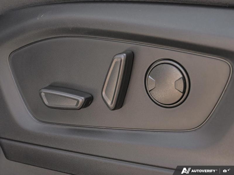 NEW 2026 Ford Explorer Active - Oxford White Exterior / DARK SPACE GRAY CLOTH Interior - $56,624 - Stock #E60258 - VIN 1FMUK8DH5TGA82812 - Photo 27