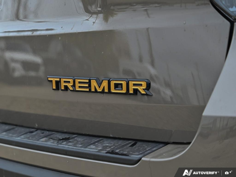 NEW 2026 Ford Explorer Tremor - Marsh Grey Exterior / ONYX, HEAT/VENTILATED MIKO SUEDE SPORT CAPTAIN'S CHAIRS Interior - $67,079 - Stock #E61118 - VIN 1FMUK8JH6TGC34617 - Photo 26