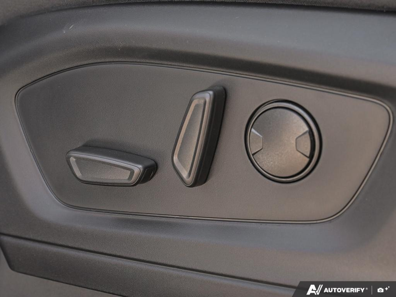 NEW 2026 Ford Explorer Active - Oxford White Exterior / DARK SPACE GRAY CLOTH Interior - $55,924 - Stock #E60258 - VIN 1FMUK8DH5TGA82812 - Photo 27