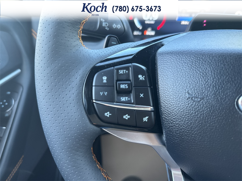 NEW 2026 Ford Explorer Tremor - Star White Tri-Coat Exterior / ONYX, HEAT/VENTILATED MIKO SUEDE SPORT CAPTAIN'S CHAIRS Interior - $66,780 - Stock #A26207 - VIN 1FMUK8JH7TGB86660 - Photo 29