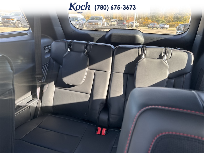 NEW 2026 Ford Explorer ST - Space White Metallic Exterior / ONYX, HEAT/VENT UNIQUE MIKO SUEDE SPORT CAPTAIN'S CHAIRS Interior - $75,130 - Stock #A26267 - VIN 1FMWK8GC3TGB05111 - Photo 35
