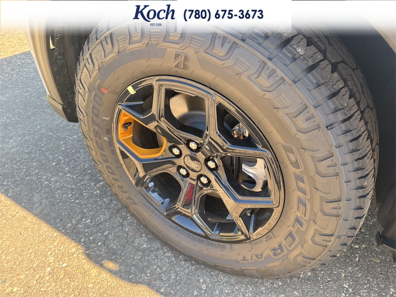 NEW 2026 Ford Explorer Tremor - Star White Tri-Coat Exterior / ONYX, HEAT/VENTILATED MIKO SUEDE SPORT CAPTAIN'S CHAIRS Interior - $66,780 - Stock #A26207 - VIN 1FMUK8JH7TGB86660 - Photo 37