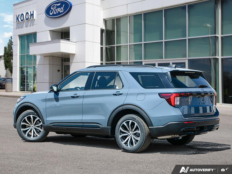 NEW 2026 Ford Explorer ST-Line - Vapor Blue Exterior / ONYX ACTIVEX Interior - $59,994 - Stock #E60221 - VIN 1FMUK8KH9TGA82749 - Photo 4