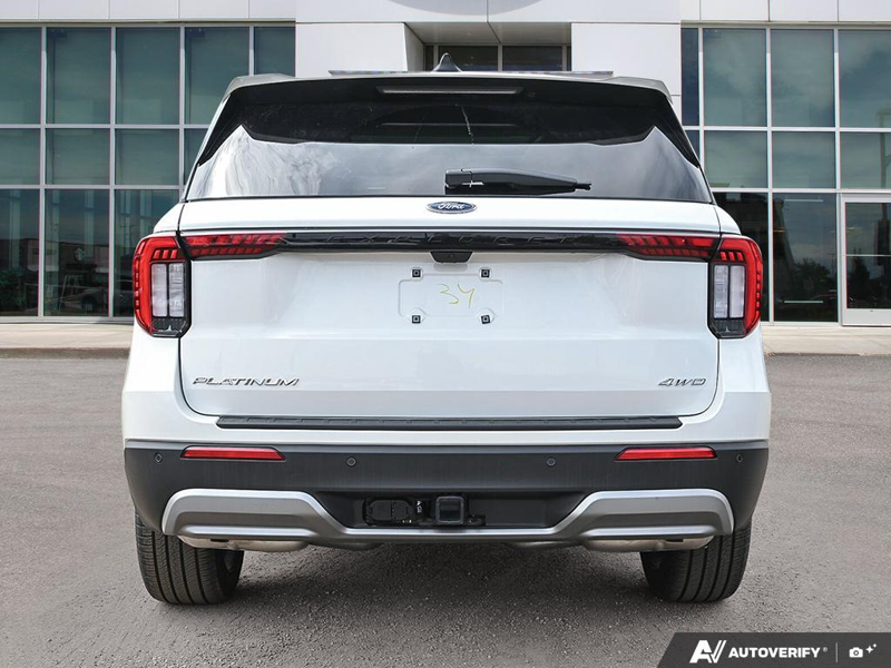 NEW 2026 Ford Explorer Platinum - Star White Tri-coat Metallic Exterior / CRYSTAL GRAY LEATHER Interior - $67,669 - Stock #E60278 - VIN 1FMUK8HHXTGA83402 - Photo 5
