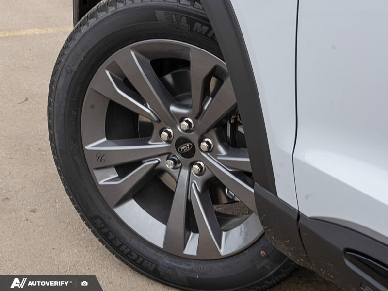 NEW 2026 Ford Explorer Active - Space White Metallic Exterior / DARK SPACE GREY ACTIVEX Interior - $57,457 - Stock #D60254 - VIN 1FMUK8DH9TGB01975 - Photo 6