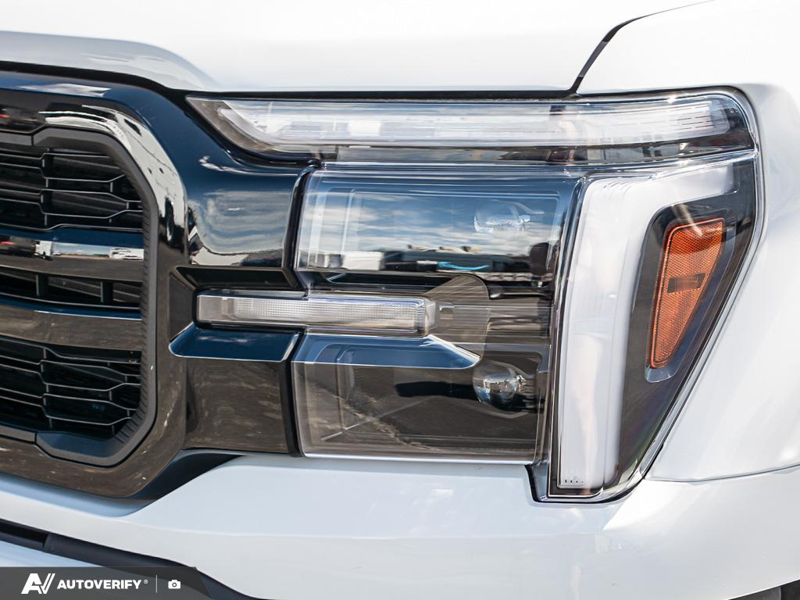 NEW 2026 Ford F-150 LARIAT - Star White Tri-Coat Exterior / BLACK, ACTIVEX TRIMMED 40/CONSOLE/40 FRONT SEATS (B) Interior - $83,311 - Stock #D60672 - VIN 1FTFW5L88TFA34986 - Photo 10