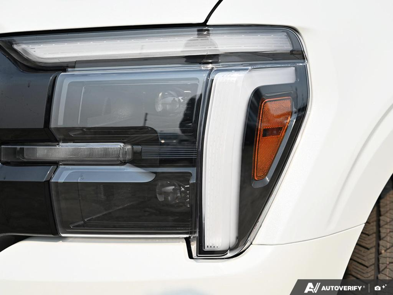 NEW 2026 Ford F-150 LARIAT - Star White Tri-coat Metallic Exterior / BLACK ACTIVE X Interior - $83,411 - Stock #E60856 - VIN 1FTFW5L86TFB49750 - Photo 10