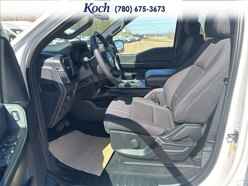 NEW 2026 Ford F-150 STX - Oxford White Exterior / BLACK ONYX/BLUE PREM LEATHER SEATS Interior - $64,780 - Stock #A26150 - VIN 1FTEW2LP5TKD67820 - Photo 17