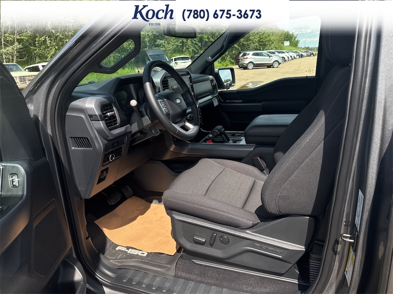 NEW 2026 Ford F-150 XLT - Carbonized Grey Metallic Exterior / BLACK, UNIQUE SPORT CLOTH 40/CONSOLE/40 FRONT-SEATS Interior - $78,460 - Stock #A26218 - VIN 1FTFW3L88TKE41539 - Photo 17