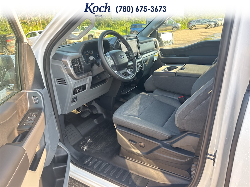NEW 2026 Ford F-150 XLT - Oxford White Exterior / BLACK W/MEDIUM DARK SLATE, CLOTH 40/20/40 FRONT SEAT (M) Interior - $62,371 - Stock #A26228 - VIN 1FTFW3L88TKE54517 - Photo 17