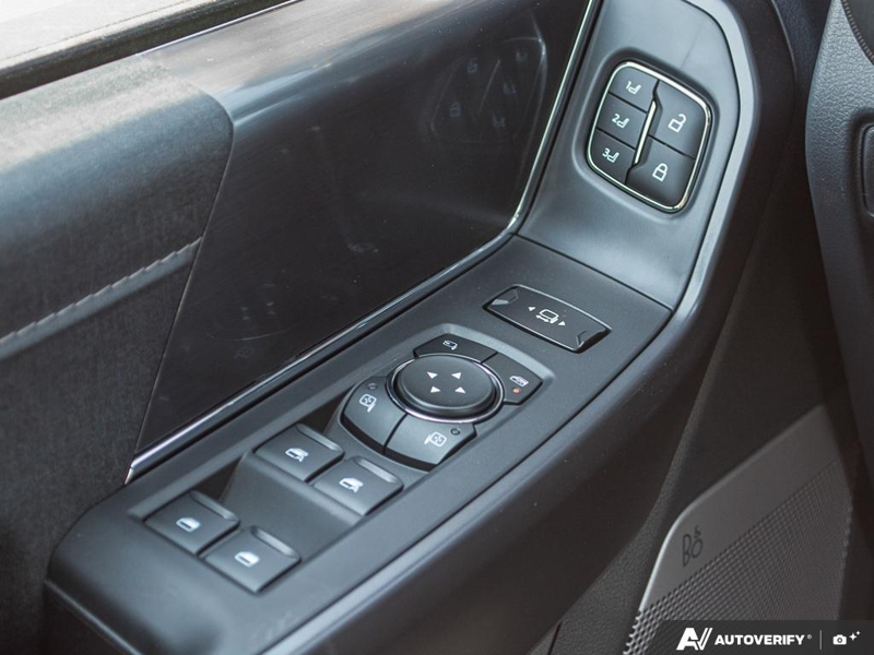 NEW 2026 Ford F-150 LARIAT Long Box - Agate Black Exterior / BLACK ACTIVE X Interior - $79,869 - Stock #E60907 - VIN 1FTFW5L8XTFB71993 - Photo 17