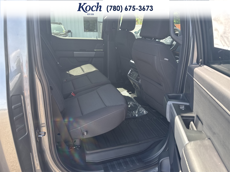 NEW 2026 Ford F-150 XLT - Carbonized Grey Metallic Exterior / BLACK, UNIQUE SPORT CLOTH 40/CONSOLE/40 FRONT-SEATS Interior - $78,460 - Stock #A26218 - VIN 1FTFW3L88TKE41539 - Photo 20
