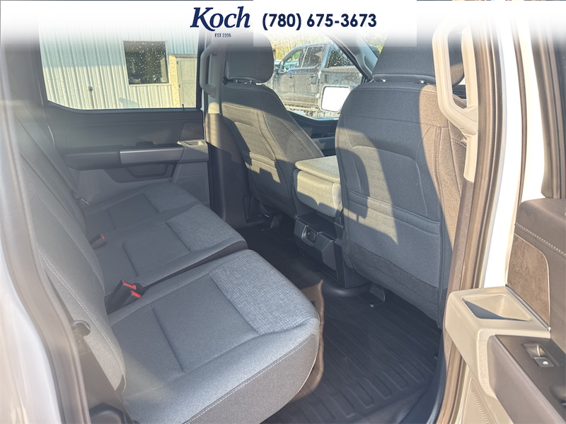 NEW 2026 Ford F-150 XLT - Oxford White Exterior / BLACK W/MEDIUM DARK SLATE, CLOTH 40/20/40 FRONT SEAT (M) Interior - $62,371 - Stock #A26228 - VIN 1FTFW3L88TKE54517 - Photo 20