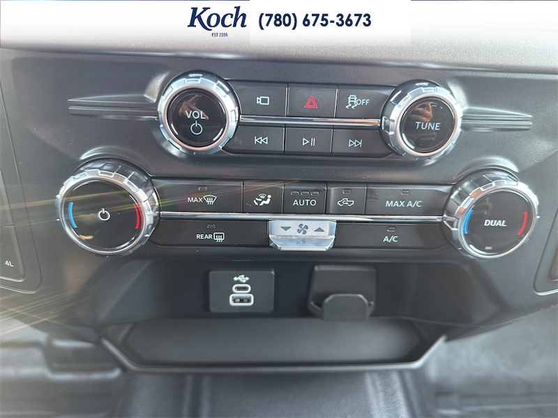 NEW 2026 Ford F-150 XLT - Oxford White Exterior / BLACK W/MEDIUM DARK SLATE, CLOTH 40/20/40 FRONT SEAT (M) Interior - $62,371 - Stock #A26228 - VIN 1FTFW3L88TKE54517 - Photo 23