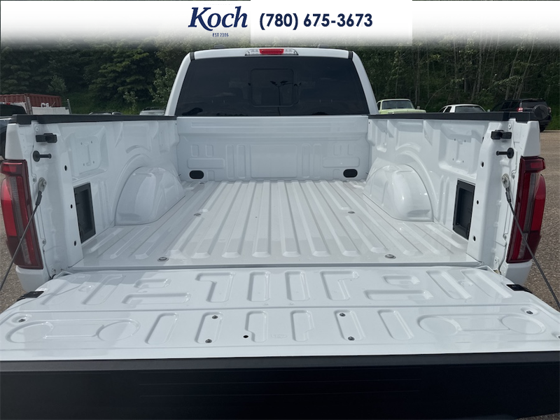 NEW 2026 Ford F-150 LARIAT - Oxford White Exterior / BLACK Interior - $84,235 - Stock #A26221 - VIN 1FTFW5L83TKE27348 - Photo 38