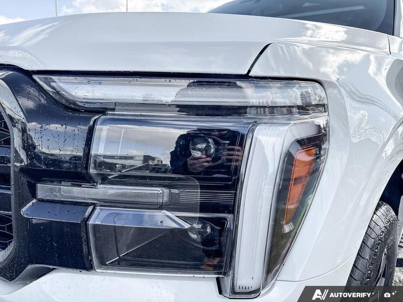 NEW 2026 Ford F-150 LARIAT - Star White Tri-coat Metallic Exterior / BLACK ACTIVE X Interior - $87,594 - Stock #E60564 - VIN 1FTFW5L85TFA11925 - Photo 8