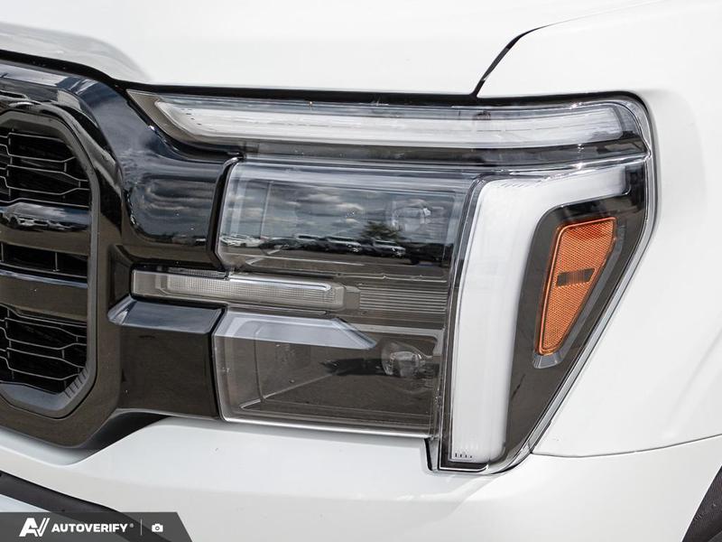 NEW 2026 Ford F-150 LARIAT - Star White Tri-coat Metallic Exterior / BLACK ACTIVE X Interior - $92,157 - Stock #D60573 - VIN 1FTFW5L84TFA96417 - Photo 10