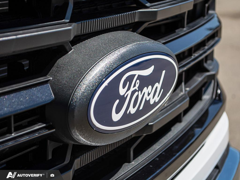 NEW 2026 Ford F-150 XLT - Oxford White Exterior / MEDIUM DARK SLATE CLOTH Interior - $62,302 - Stock #D60586 - VIN 1FTFW3L81TKE26591 - Photo 9