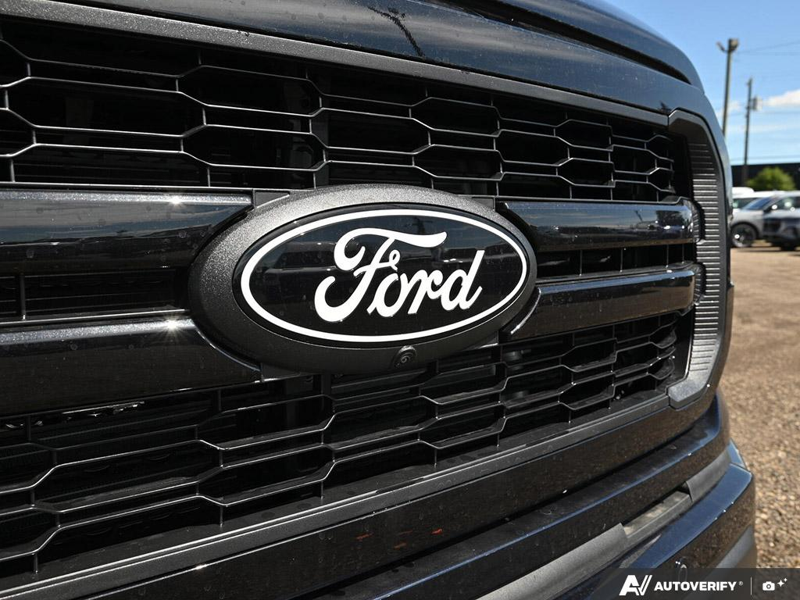 NEW 2026 Ford F-150 LARIAT - Antimatter Blue Metallic Exterior / BLACK ACTIVE X Interior - $86,482 - Stock #E60772 - VIN 1FTFW5L89TFB15432 - Photo 9