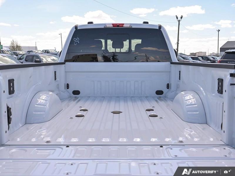 NEW 2026 Ford F-350 Super Duty King Ranch DRW - Star White/marsh Grey Accent Exterior / JAVA LEATHER Interior - $131,828 - Stock #E60586 - VIN 1FT8W3DM1TEE28795 - Photo 11