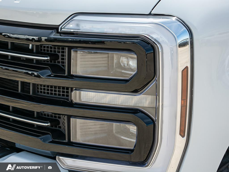NEW 2026 Ford F-350 Super Duty Platinum - Star White Tri-coat Metallic Exterior / BLACK ONYX/BLUE LEATHER Interior - $120,391 - Stock #D60632 - VIN 1FT8W3BM1TED96420 - Photo 10