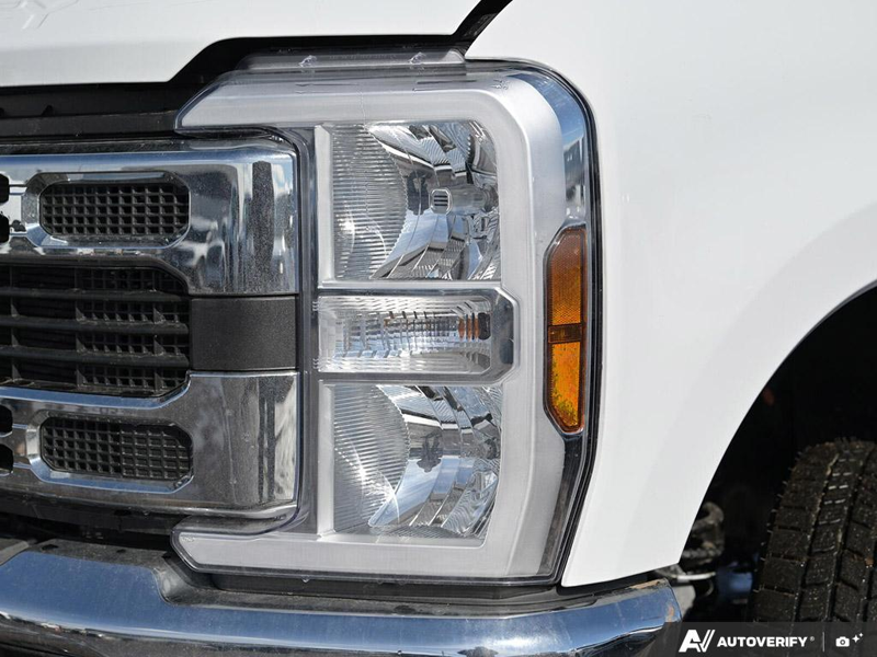NEW 2026 Ford F-350 Super Duty XLT Cab N Chassis - Oxford White Exterior / MEDIUM DARK SLATE CLOTH Interior - $97,914 - Stock #E60337 - VIN 1FD8W3HT1TED93575 - Photo 10