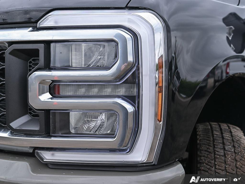 NEW 2026 Ford F-350 Super Duty King Ranch DRW - Agate Black/marsh Grey Accent Exterior / JAVA LEATHER Interior - $127,803 - Stock #E60579 - VIN 1FT8W3DMXTEE36829 - Photo 10
