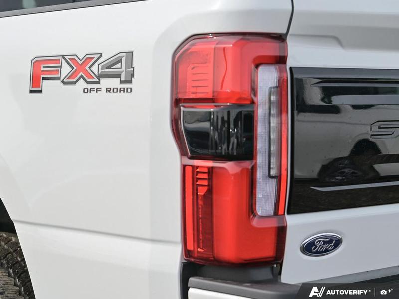 NEW 2026 Ford F-350 Super Duty Platinum - Star White Tri-coat Metallic Exterior / BLACK ONYX/BLUE LEATHER Interior - $125,528 - Stock #E60392 - VIN 1FT8W3BT6TED89079 - Photo 12