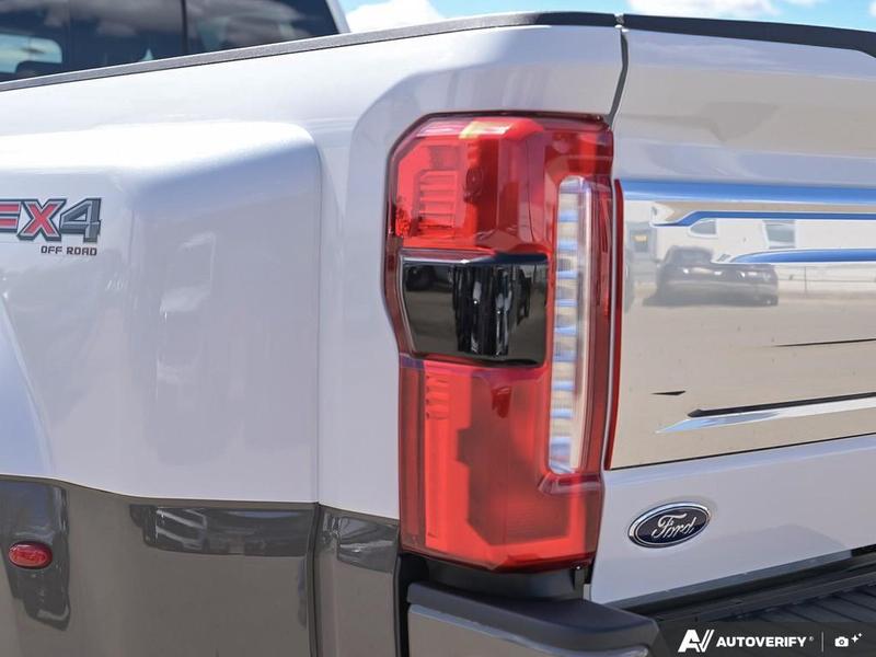 NEW 2026 Ford F-350 Super Duty King Ranch DRW - Star White/marsh Grey Accent Exterior / JAVA LEATHER Interior - $131,828 - Stock #E60586 - VIN 1FT8W3DM1TEE28795 - Photo 12