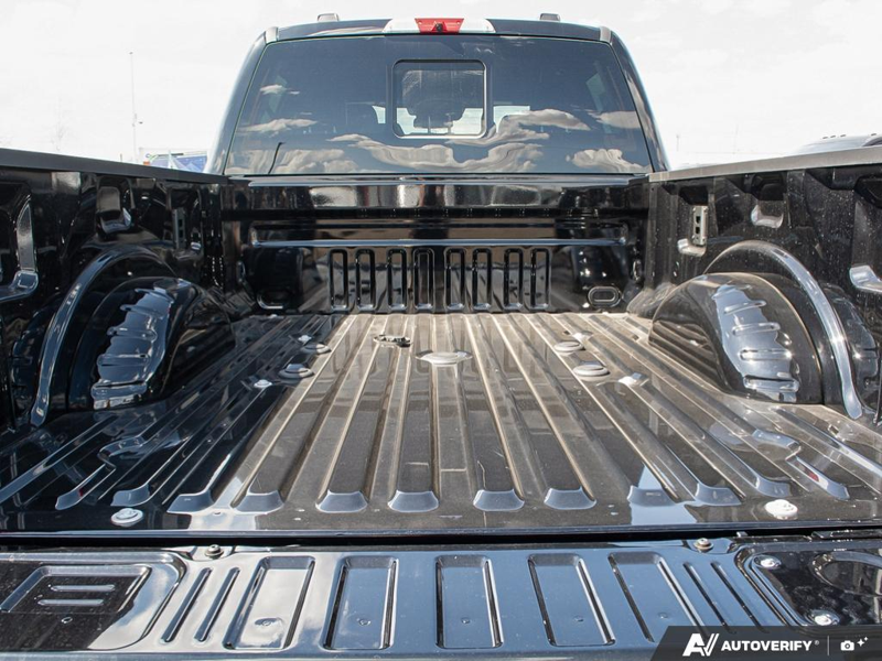 NEW 2026 Ford F-350 Super Duty Platinum Tremor - Agate Black Exterior / BLACK ONYX/BLUE LEATHER Interior - $141,353 - Stock #E60283 - VIN 1FT8W3BM8TED60496 - Photo 11