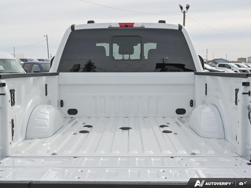 NEW 2026 Ford F-350 Super Duty Platinum Tremor - Star White Tri-coat Metallic Exterior / BLACK ONYX/BLUE LEATHER Interior - $127,253 - Stock #E60436 - VIN 1FT8W3BM9TEE06076 - Photo 11