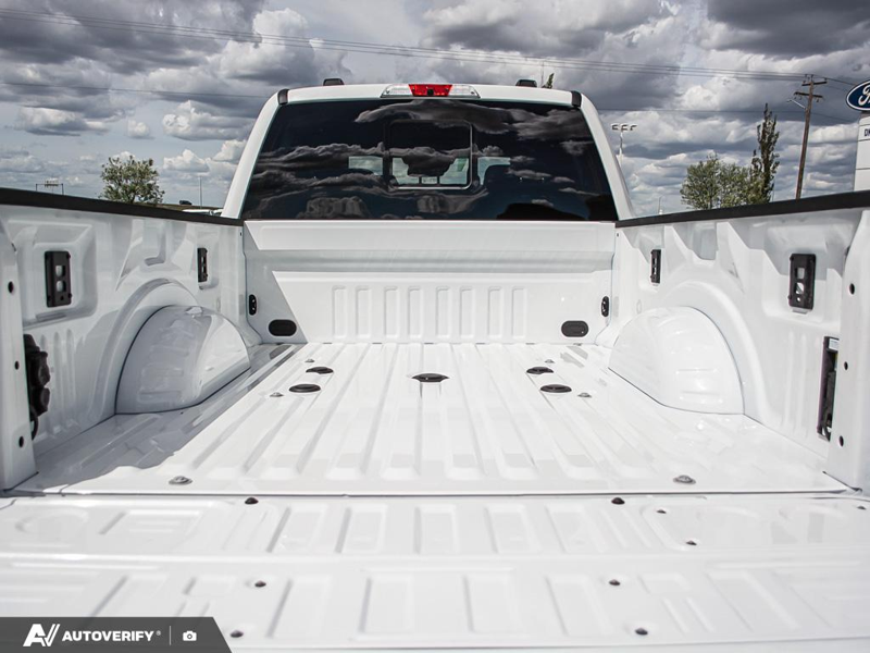 NEW 2026 Ford F-350 Super Duty King Ranch - Star White/marsh Grey Accent Exterior / JAVA LEATHER Interior - $130,780 - Stock #D60485 - VIN 1FT8W3BM0TED84713 - Photo 11