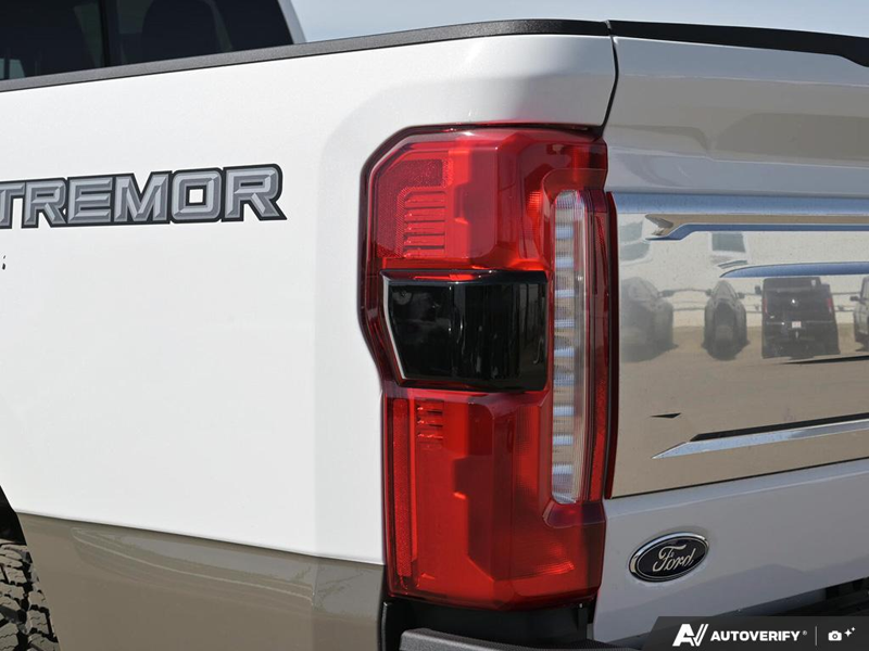 NEW 2026 Ford F-350 Super Duty King Ranch Tremor - Star White/marsh Grey Accent Exterior / JAVA LEATHER Interior - $133,188 - Stock #E60144 - VIN 1FT8W3BM6TED08221 - Photo 11