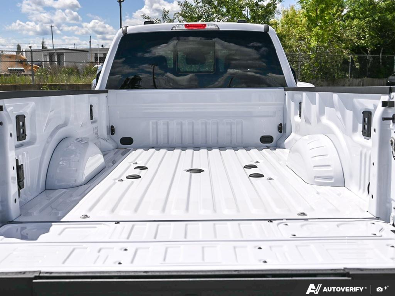 NEW 2026 Ford F-350 Super Duty XLT DRW - Oxford White Exterior / MEDIUM DARK SLATE CLOTH Interior - $91,954 - Stock #E60757 - VIN 1FT8W3DT2TEE82498 - Photo 11