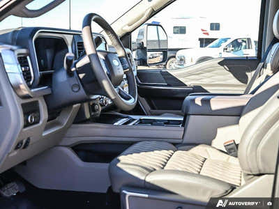 2026 Ford F-350 Super Duty Platinum 1