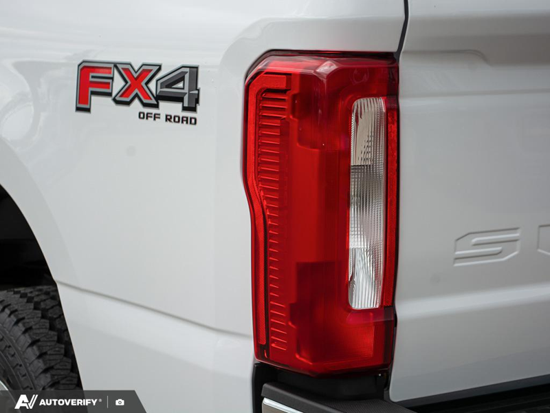 NEW 2026 Ford F-350 Super Duty XLT - Oxford White Exterior / MEDIUM DARK SLATE CLOTH Interior - $87,264 - Stock #D60619 - VIN 1FT8W3BT2TEE86652 - Photo 12