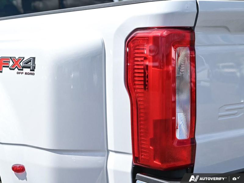 NEW 2026 Ford F-350 Super Duty XLT DRW - Oxford White Exterior / MEDIUM DARK SLATE CLOTH Interior - $91,954 - Stock #E60757 - VIN 1FT8W3DT2TEE82498 - Photo 12