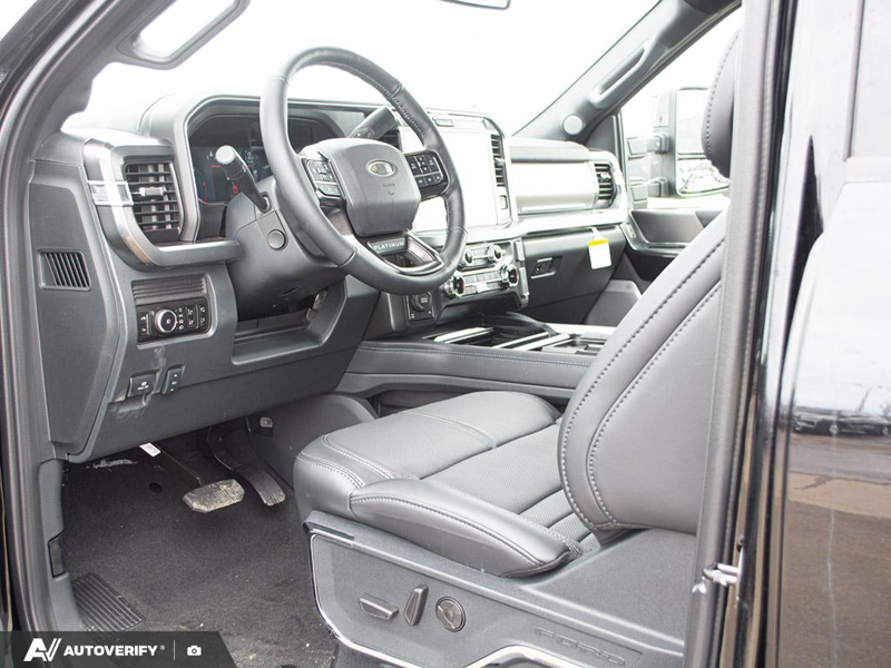 NEW 2026 Ford F-350 Super Duty Platinum - Agate Black Exterior / BLACK ONYX/BLUE LEATHER Interior - $124,261 - Stock #D60306 - VIN 1FT8W3BM5TED97599 - Photo 13